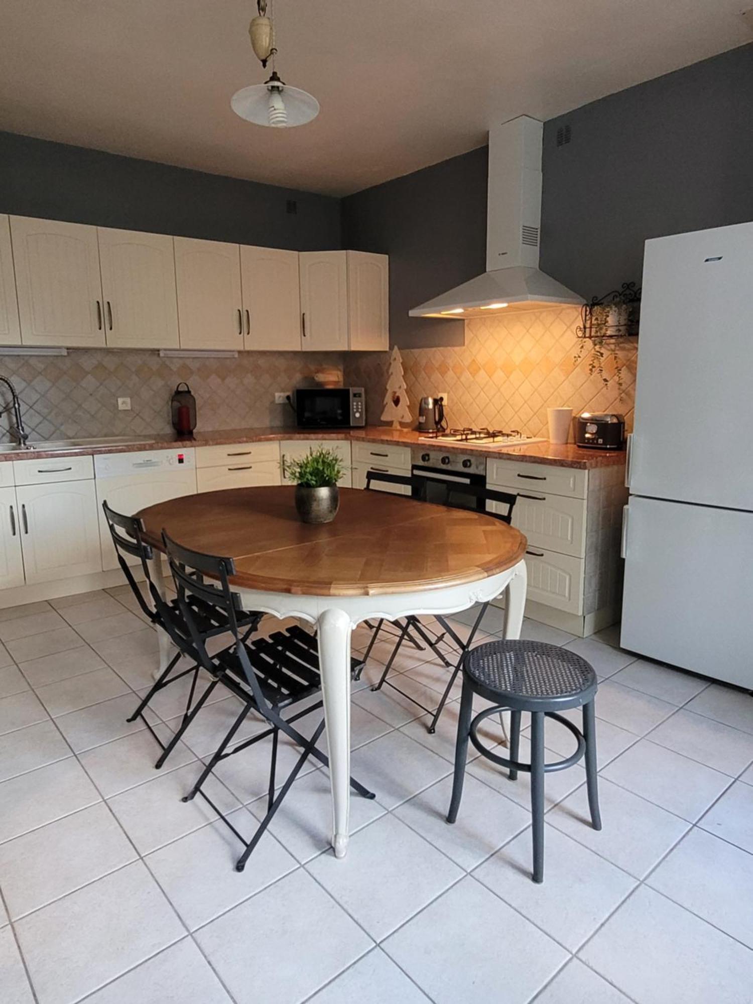 La Maison Aux Iris Pocé-sur-Cisse Екстериор снимка
